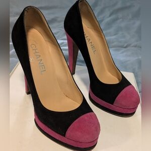 Chanel Two-Tone Black and Pink Suede Heels W/ Quilted Design Platform Size 37.